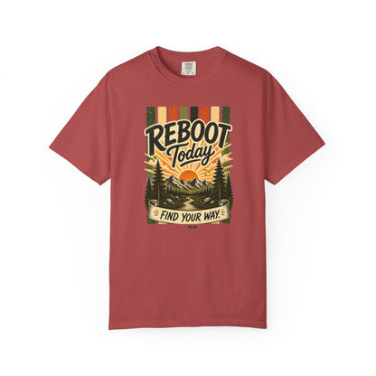 HUMANWARE : REEBOOT Your Mind.  Find Your Way Retro Nature T-Shirt