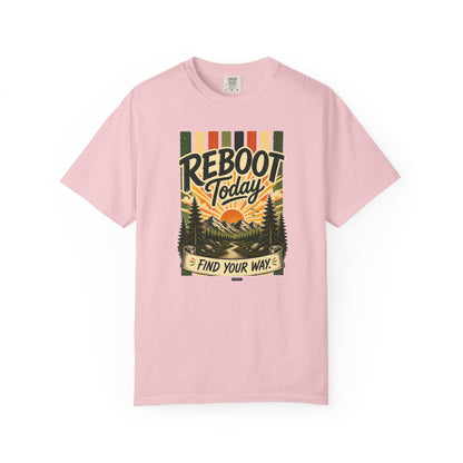 HUMANWARE : REEBOOT Your Mind.  Find Your Way Retro Nature T-Shirt