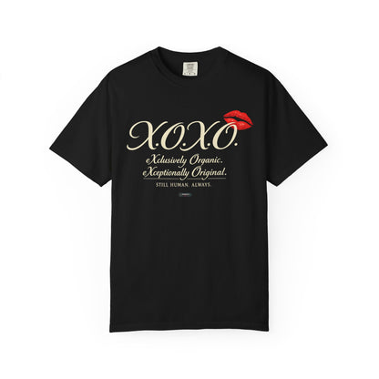 XOXO eXclusively  Organic Kiss Graphic T-Shirt