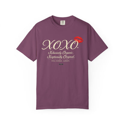XOXO eXclusively  Organic Kiss Graphic T-Shirt