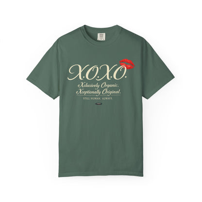 XOXO eXclusively  Organic Kiss Graphic T-Shirt