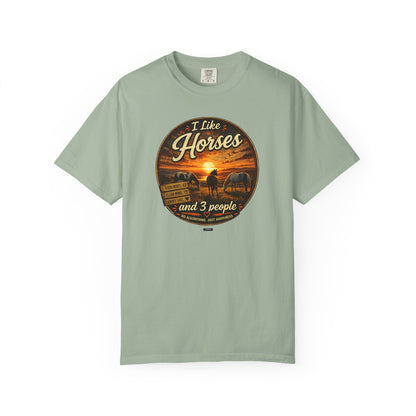 I Like Horses  and 3 People T-shirt