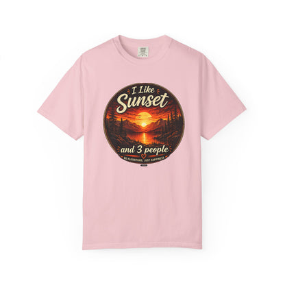 I Like Sunset  and 3 People T-shirt